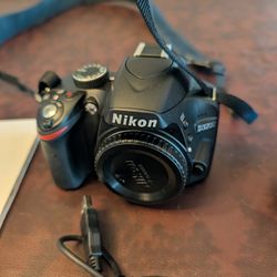 Nikon D3200 with AF Micro Nikkor 60MM lens 