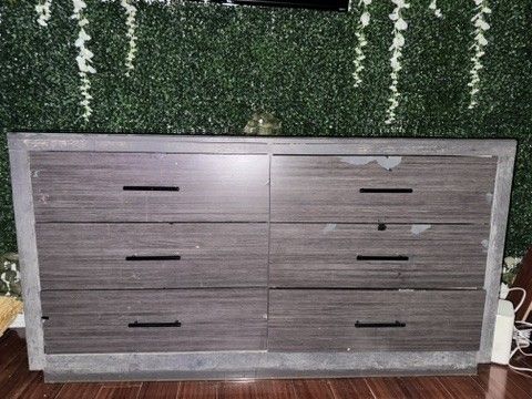 Grey Dresser
