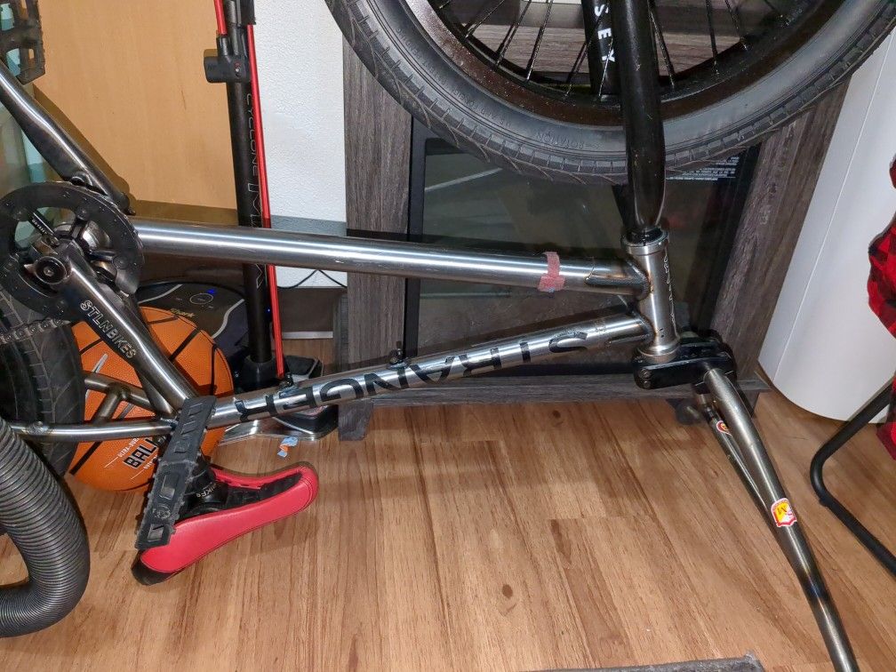 20-in Stranger BMX Bike