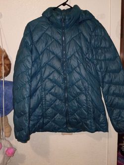 Size medium hooded jacket