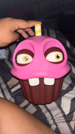 Carl the cupcake (FNAF 2)