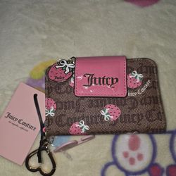 Juicy Couture 🍓 Wallet