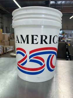 America 250 5 Gallon White bucket