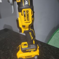 Dewalt Multitool And Battery 5 Ah, No Charger