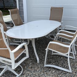Telescope Momentum Sling Outdoor Dining Table Set