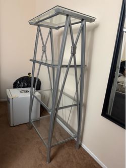 4 Tier Glass Stand