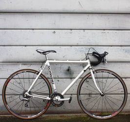 VINTAGE SCHWINN 754 ROAD BIKE for Sale in Redmond WA OfferUp