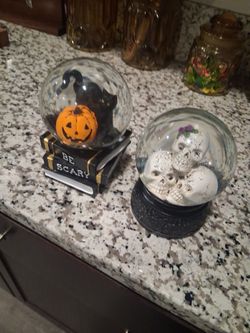 Halloween Snow Globe Set of 2