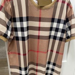 BURBERRY T-SHIRT BRAND NEW