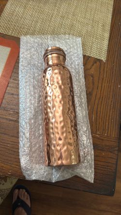 Pure Copper Water Bottle With Lid | Hammered Pattern Reusable, 1 Liters | Leak-Proof Water Bottle For Travel, Daily Use & Gifting Purpose (34oz)