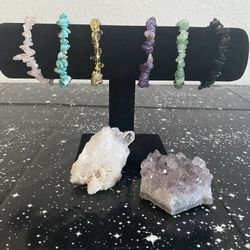 Stone Chipped Healing Bracelets