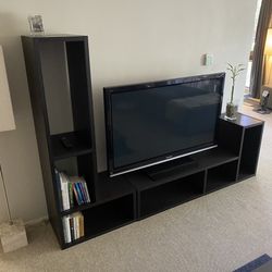 Bookshelves / Bookcases