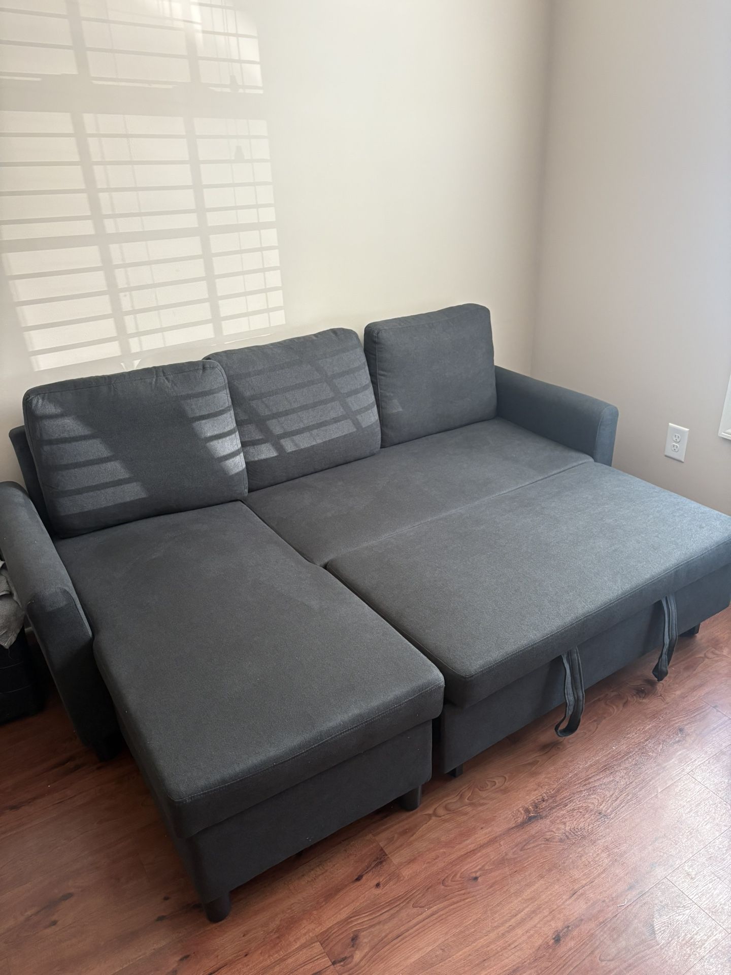 Pull Out Couch With Storage 