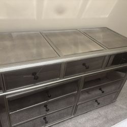 Vintage Mirrored Dresser 