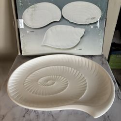 Japanese Fine Ceramic Shell Serving Platter