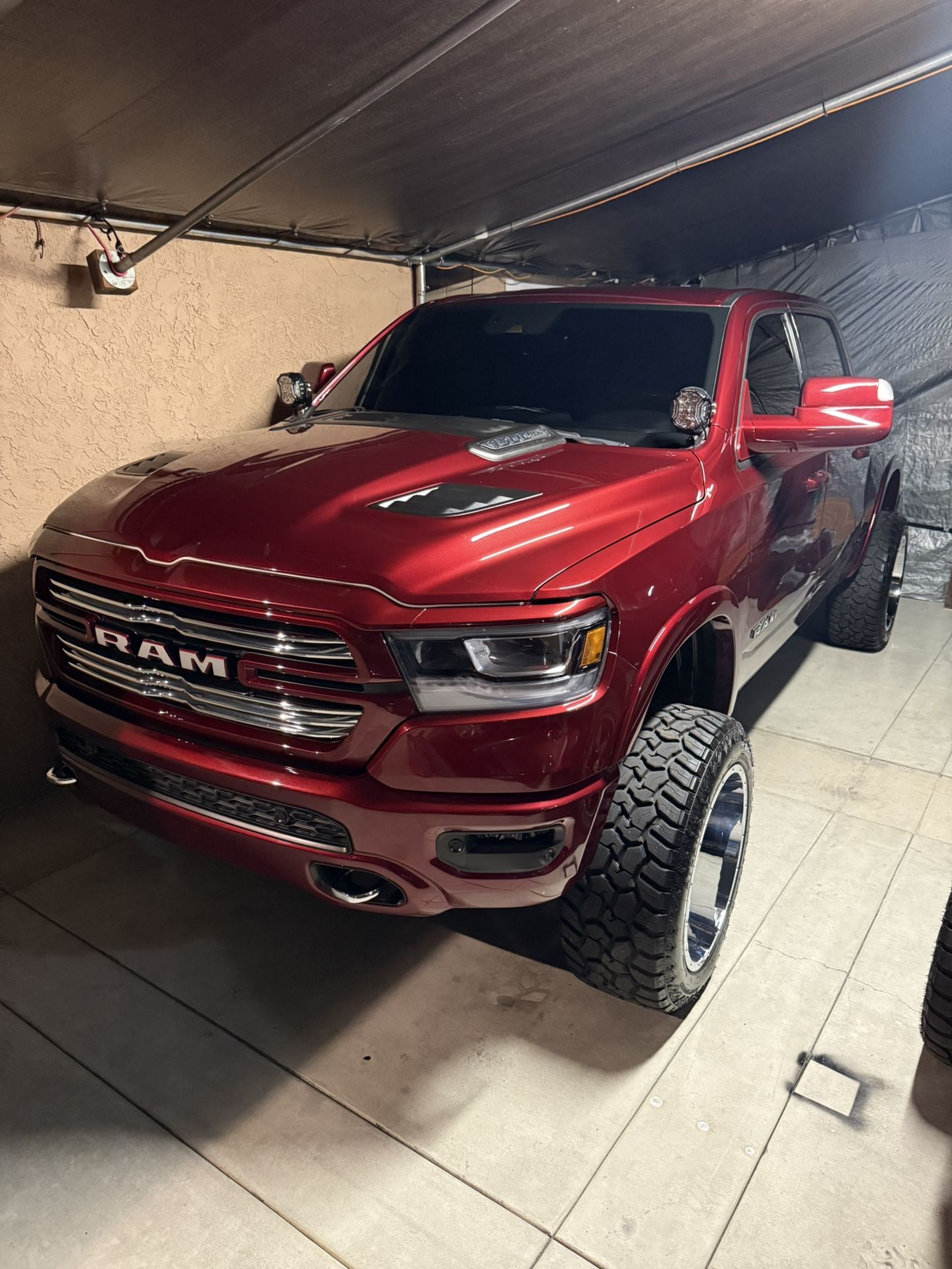 2019-2024 RAM SPORT HOOD MINT CONDITION DELMONICO RED