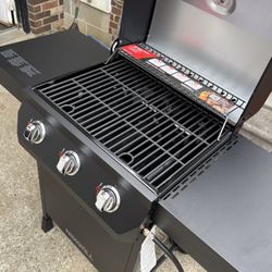 Brand New NEXGRILL 3 Burner Grill
