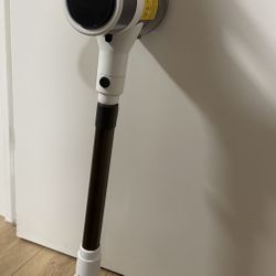 Cordless Vacuum 