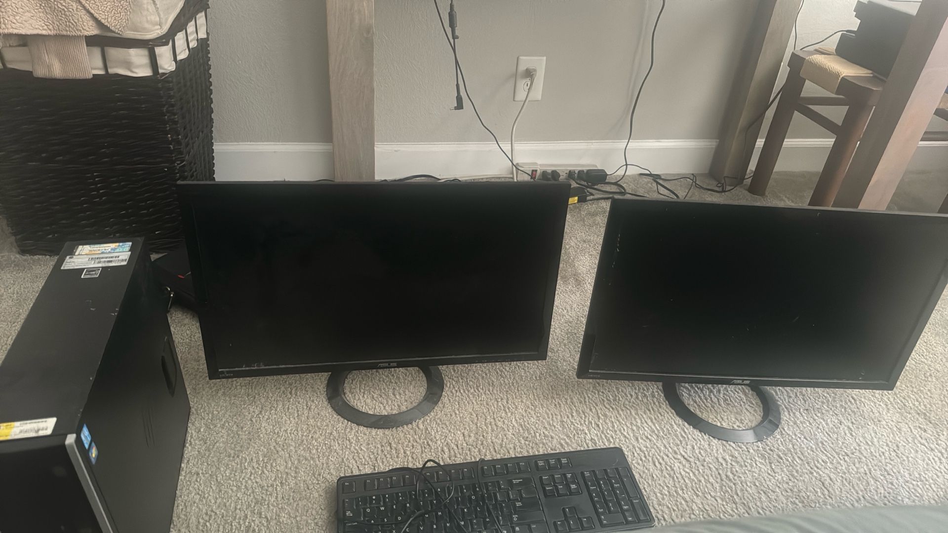 Dual Monitor Desktop