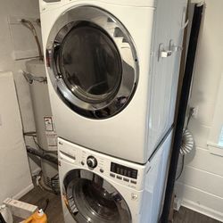 LG Stackable Washer/Dryer