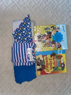 Girl Scout Daisy Books and Clothes