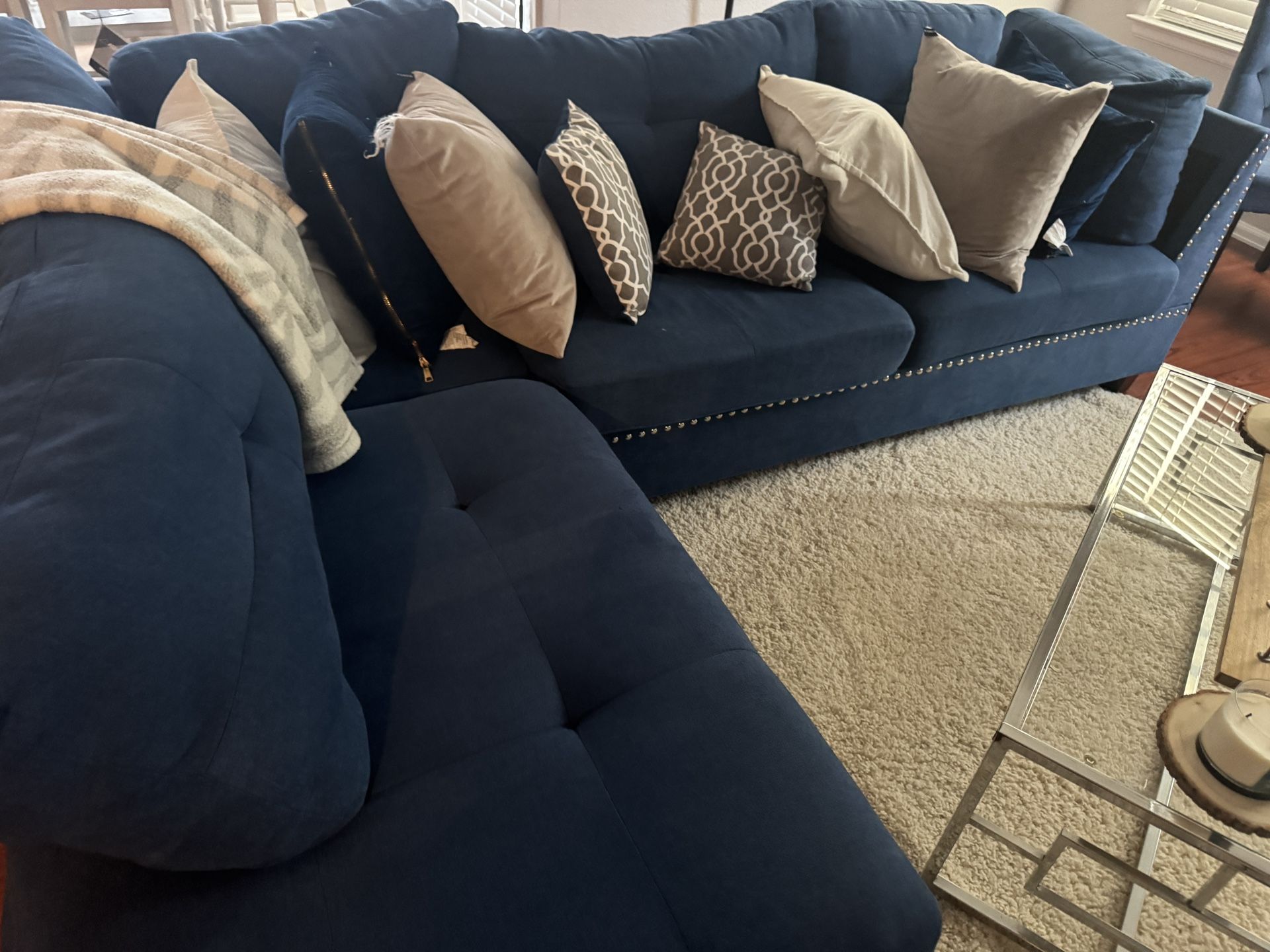 Sectional With Ottoman Two Pillows