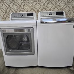 LG Smart WiFi Enabled Large Capacity Washer Dryer Set Works Perfectly