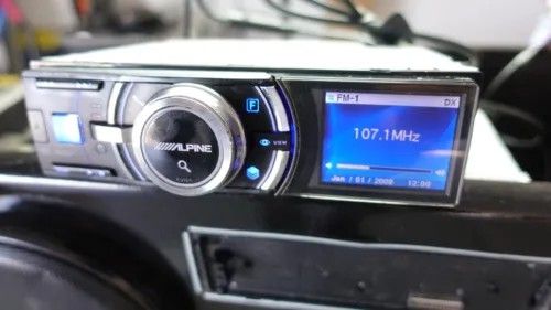 Alpine iDA-X305 Digital Media Car Audio Receiver