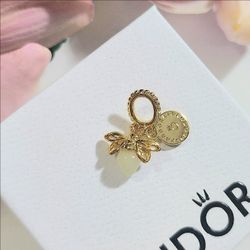 Pandora Gold with bee and you light up my life tag bracelet charm women's ladies gift