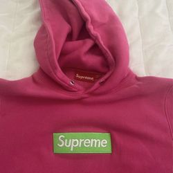 Supreme Box Logo