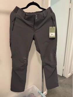 REI Women’s Activator Pant 3.0 - Size Medium Petite