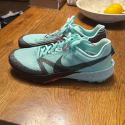 Nike Kiger 10 Trail running