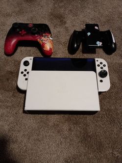 Nintendo Switch OLED White with Controllers