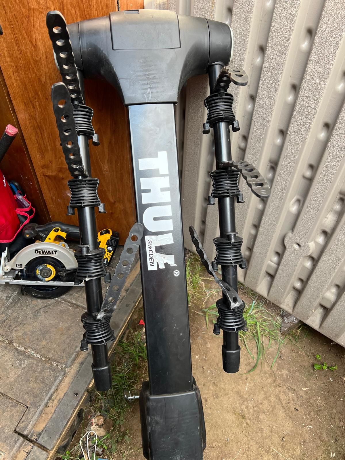 Thule hitch bike rack