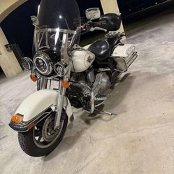 1999 Harley Davidson Road King Police Bike