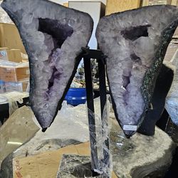 Amethyst wings