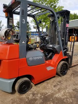 Forklift