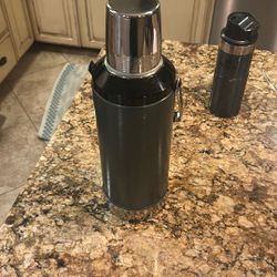 Aladdin Stanley 1/2 Gallon Thermos