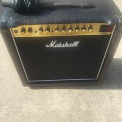 Guitars Strat Les Paul Jr Marshall 