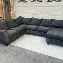 Sectional couch 