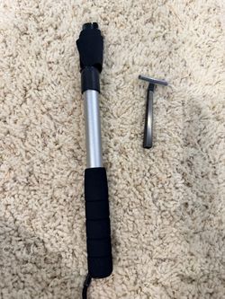 Brand New Razor Extension Handle Adjustable Long Reach Back Shaver