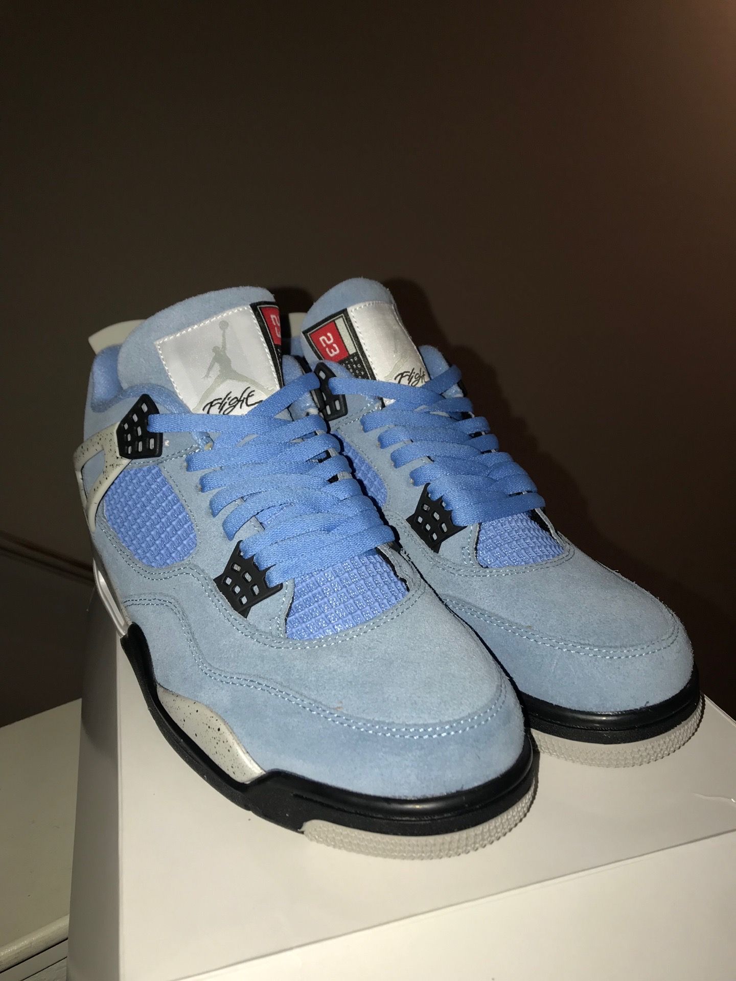Jordan 4 UNC Size 10