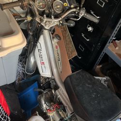 Lazer 5 moped