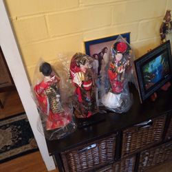 Three Oriental Geisha Dolls