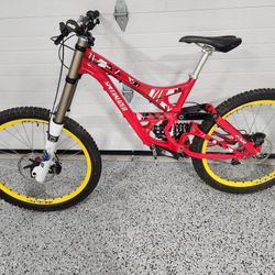 Specialized Demo 8 MTB Size Large