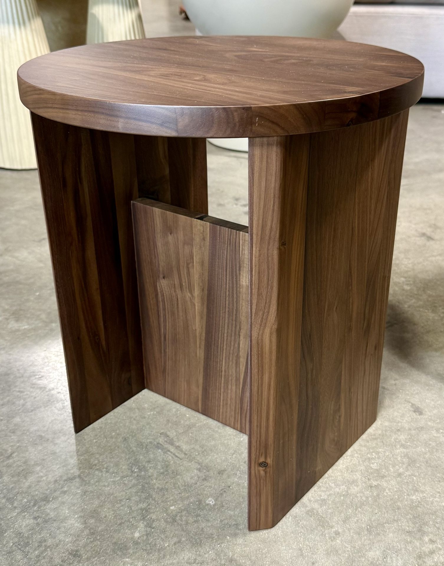 Sundays Field Stool (American Walnut)