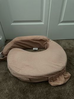 Nursing pillow