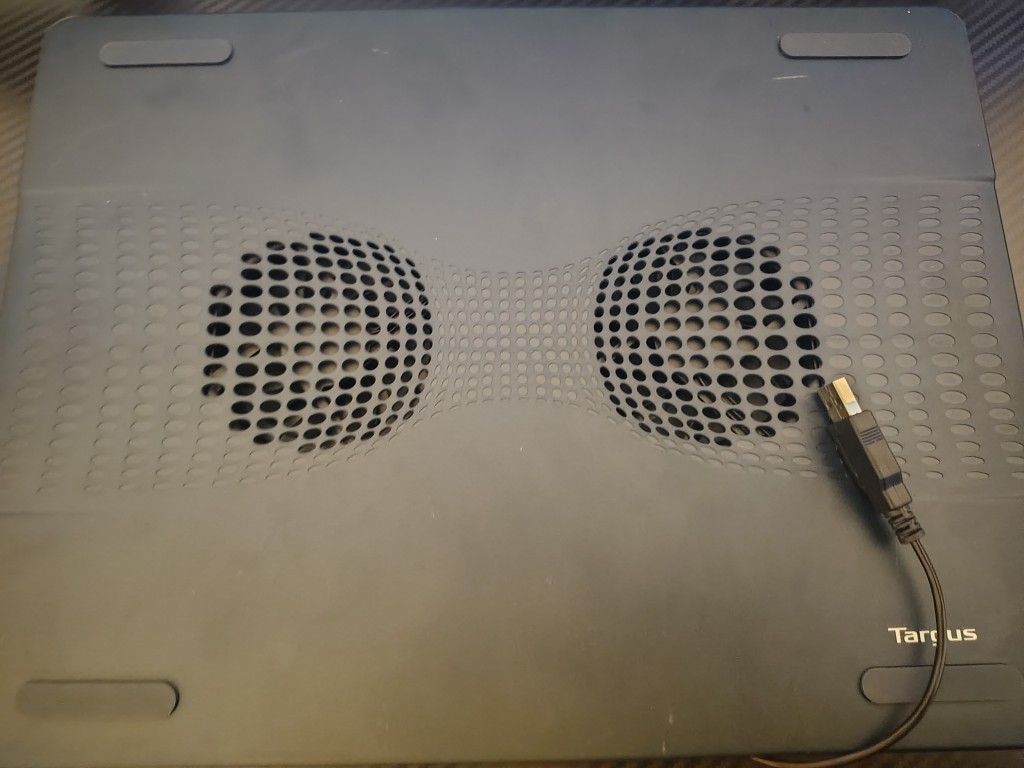 Laptop Cooling Mat