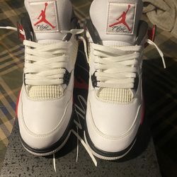 Jordan 4 Red Cements Retro 