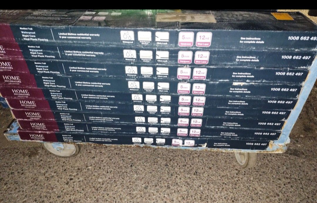 9 Boxes / 187 Sq Ft. Home Decorators Luxury Vinyl Flooring 12 mil